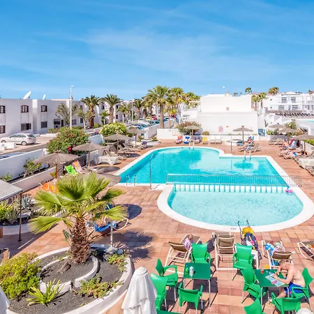 Livvo Oasis * 卡门港