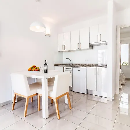 Apartman Livvo Oasis *